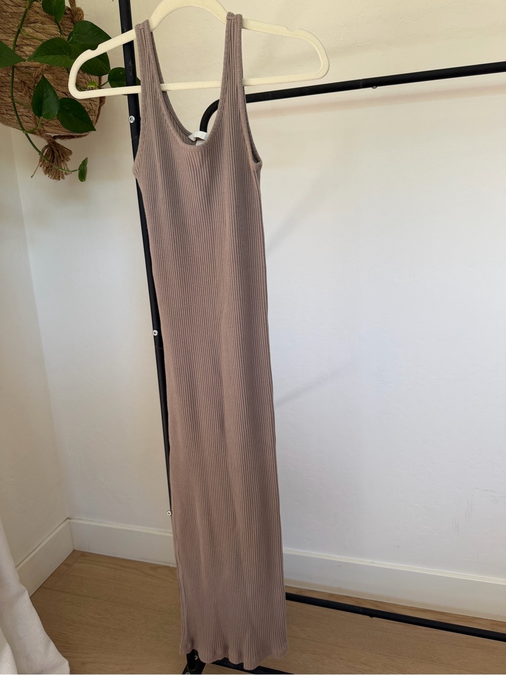 H&M Ribbed Maxi Dress in Taupe Brown